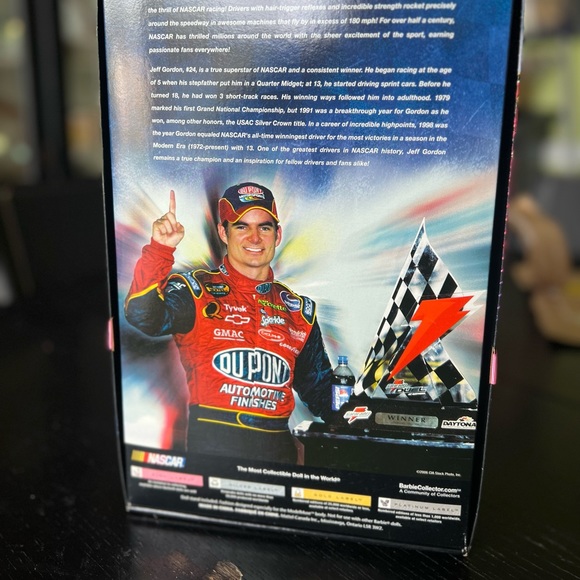 Jeff Gordon Barbie, 2006 - Picture 3 of 6